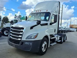 2020 FREIGHTLINER/MERCEDES NEW CASCADIA PX12664