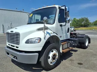 2018 FREIGHTLINER/MERCEDES M2 106