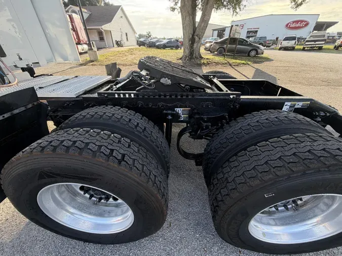 2022 Peterbilt 5790d3ca6c4939104b70ac346c4ac4f825d