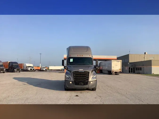 2023 Freightliner Cascadia 1260d3ed7257ecbd6b32db8549eb0873535