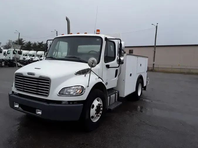 2017 FREIGHTLINER/MERCEDES M2 1060d3fa092142a5853f23d19ce8a79e917