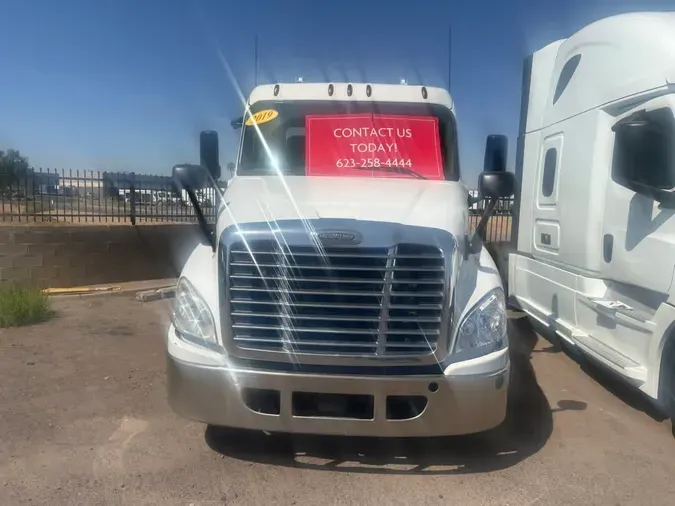 2019 FREIGHTLINER CASCADIA 125