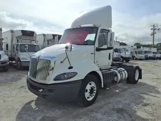 2020 NAVISTAR INTERNATIONAL RH613 DAYCAB S/A