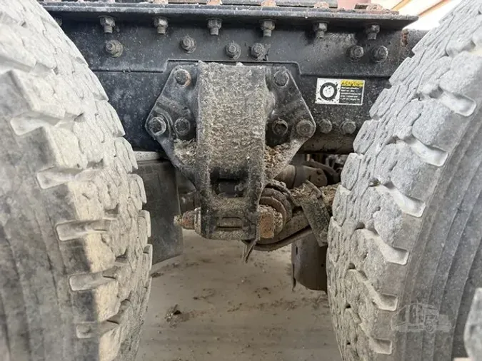 2012 KENWORTH T8000d446313a818e1035f87fcc976a65d39