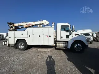 2008 KENWORTH T370