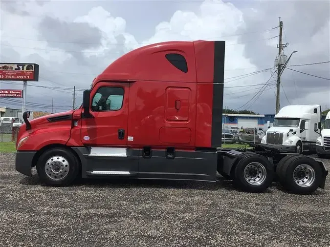 2020 FREIGHTLINER CASCADIA