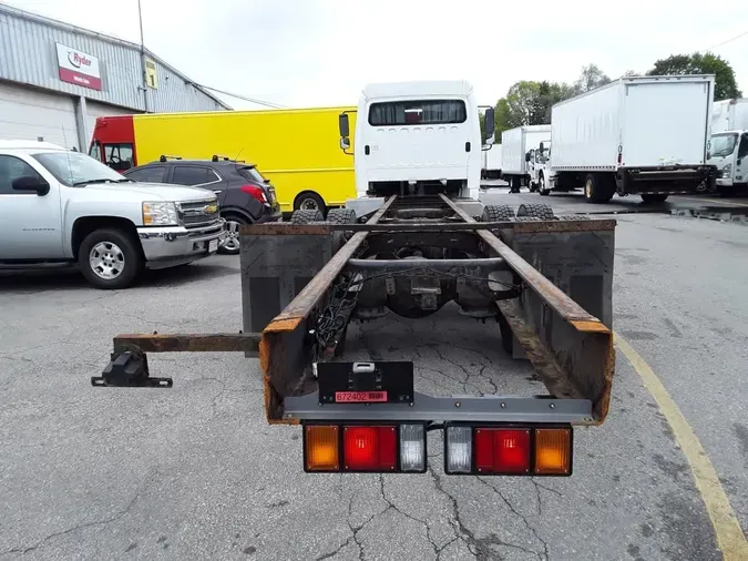 2017 FREIGHTLINER M2 106