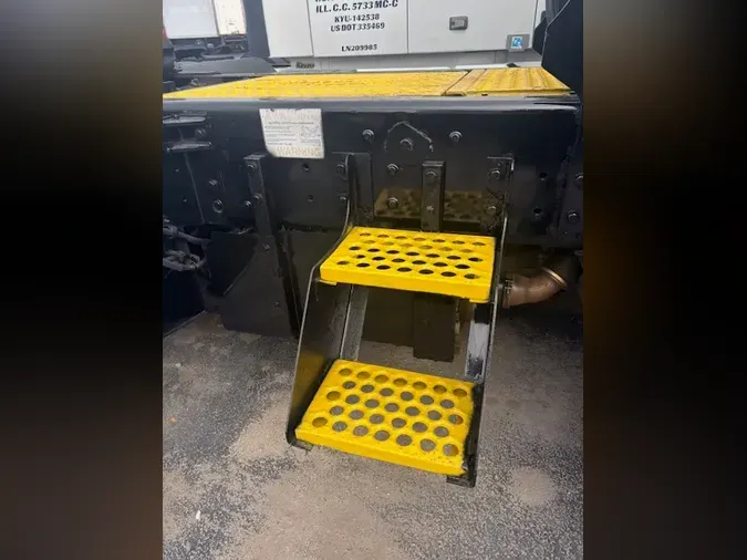 2017 KALMAR OTTAWA T2 4X2 DOT/EPA0d4d133205b1be6346bdd5cbb7d3c3fd