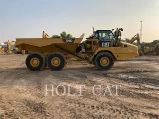2020 Caterpillar 725C