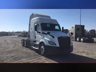 2022 Freightliner Cascadia 126