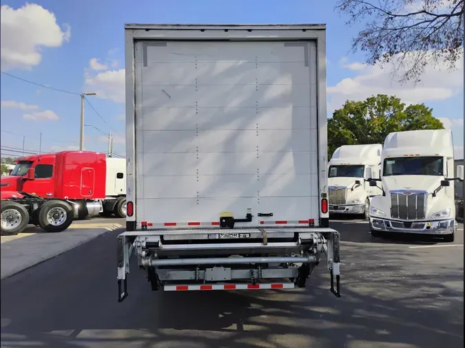 2019 Freightliner Business Class M2 106