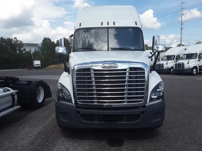 2019 FREIGHTLINER/MERCEDES CASCADIA 125