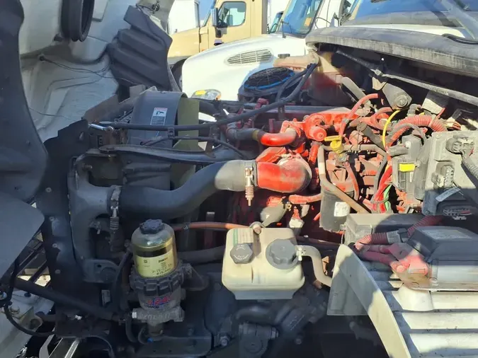 2018 FREIGHTLINER/MERCEDES M2 106