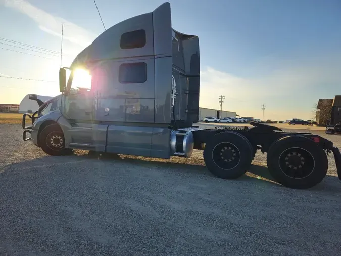 2024 VOLVO VNL64T8600d636907cf6085e33983f34ea560ee35