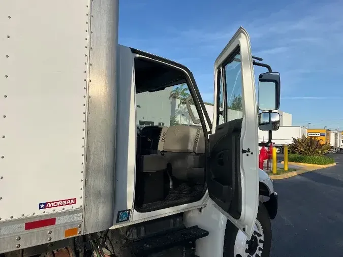 2018 International 4300