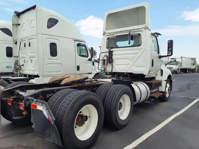 2019 NAVISTAR INTERNATIONAL LT625 DAYCAB T/A