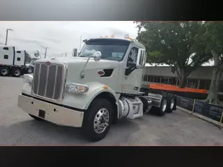 2022 Peterbilt 567
