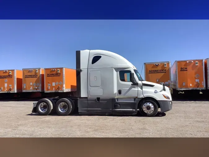 2021 Freightliner Cascadia