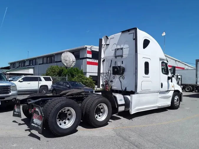 2019 FREIGHTLINER CASCADIA 125