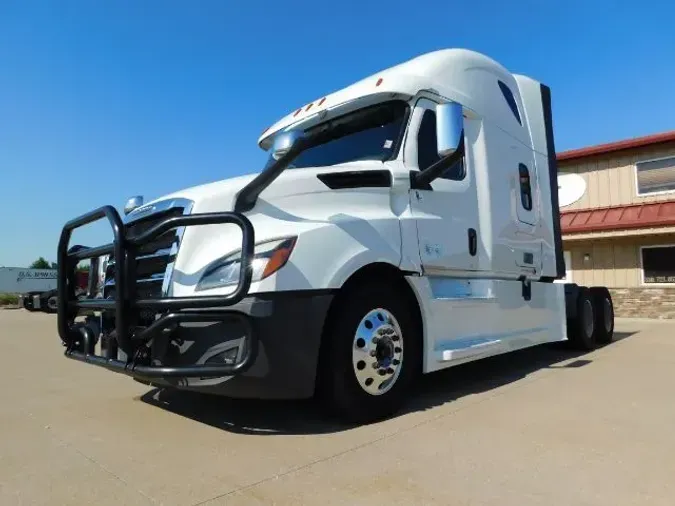 2020 Freightliner New Cascadia 126