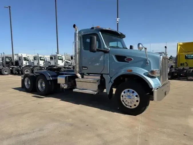 2023 Peterbilt 567