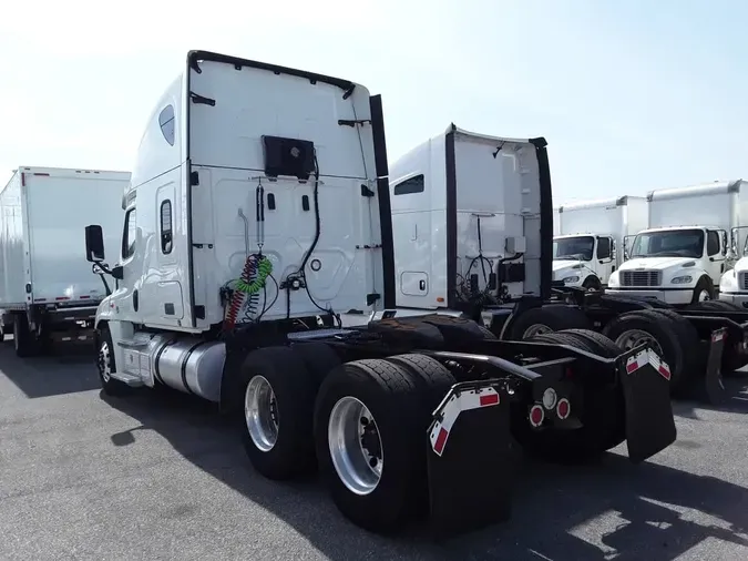 2019 FREIGHTLINER/MERCEDES CASCADIA 125