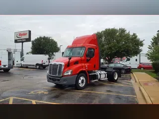 2019 FREIGHTLINER/MERCEDES CASCADIA 113