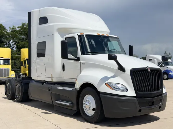 2023 International LT625