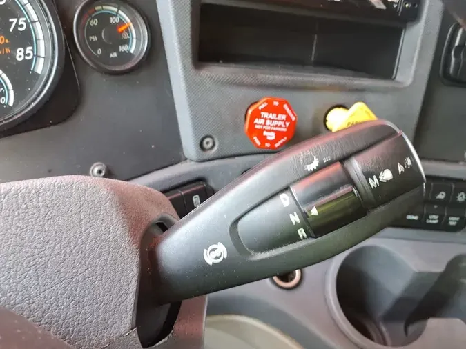 2020 FREIGHTLINER CASCADIA 125