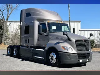 2022 INT LT625 6x4