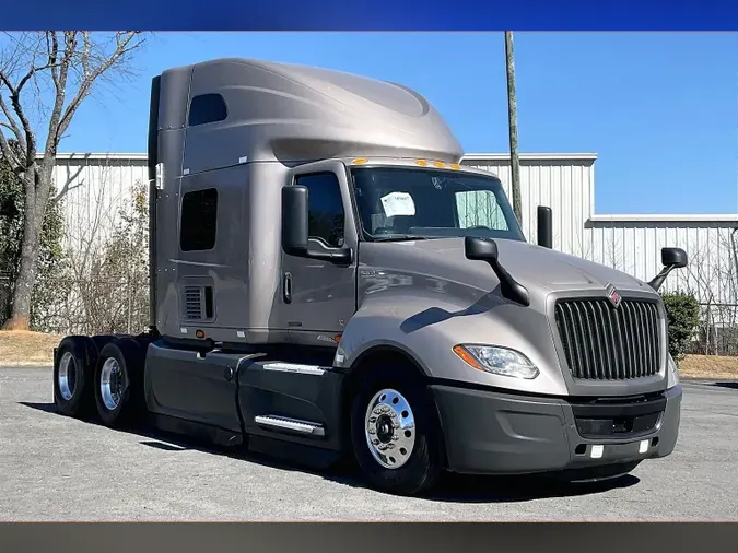 2022 INT LT625 6x40d7cb34d81812496717e0ffc5b3049fd