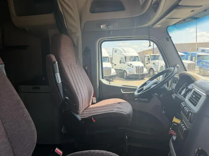 2022 Peterbilt 5670d7d2e384746605a950ac251dde62265