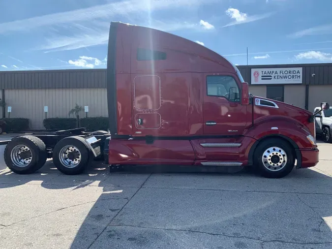 2020 Kenworth T680