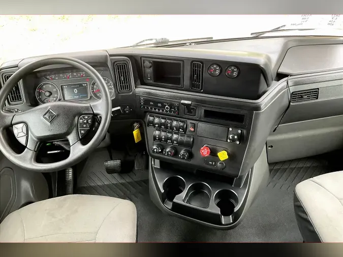 2022 INT LT625 6x40d8619ecb3d81ab8f2a48de068de794a