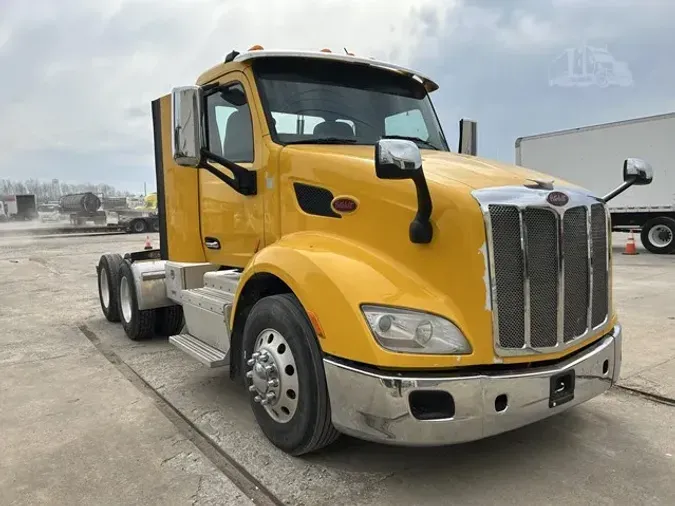 2017 PETERBILT 579