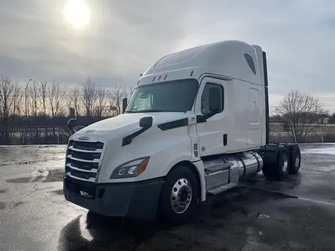 2020 Freightliner Cascadia