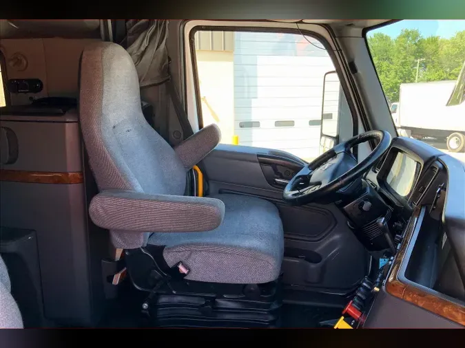 2021 INT LT625 6x4