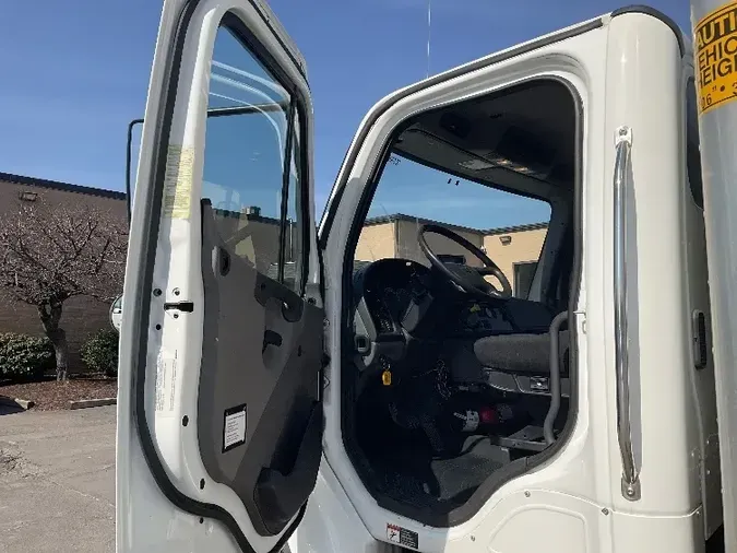 2019 Freightliner M2