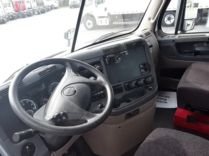 2018 FREIGHTLINER/MERCEDES CASCADIA 125