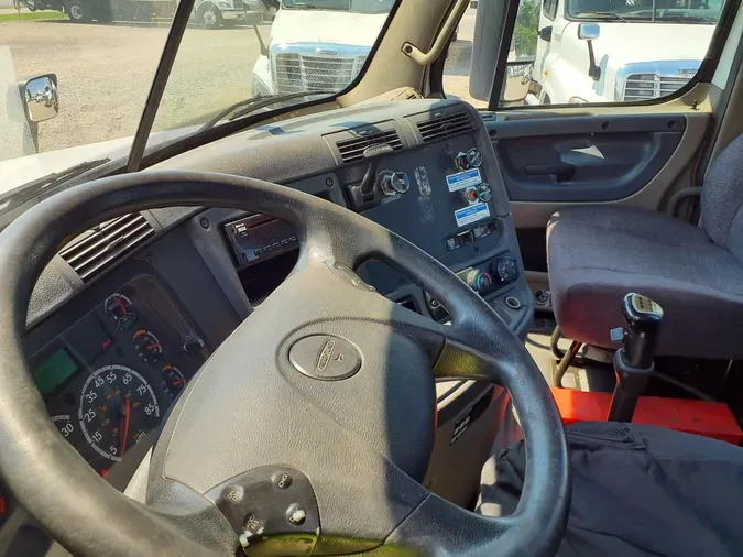 2018 FREIGHTLINER/MERCEDES CASCADIA 125