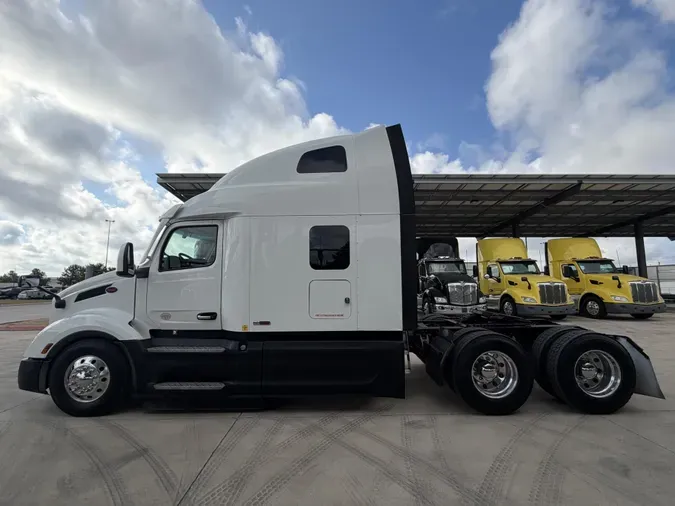 2022 Peterbilt 579