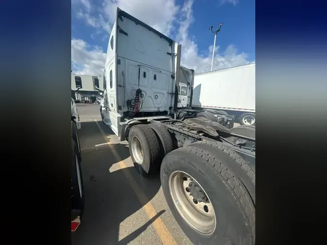 2021 FREIGHTLINER/MERCEDES NEW CASCADIA PX12664