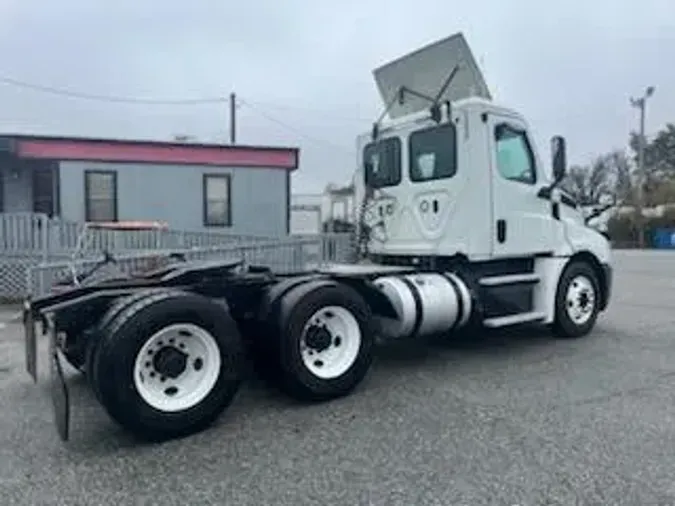 2018 FREIGHTLINER/MERCEDES NEW CASCADIA PX12664