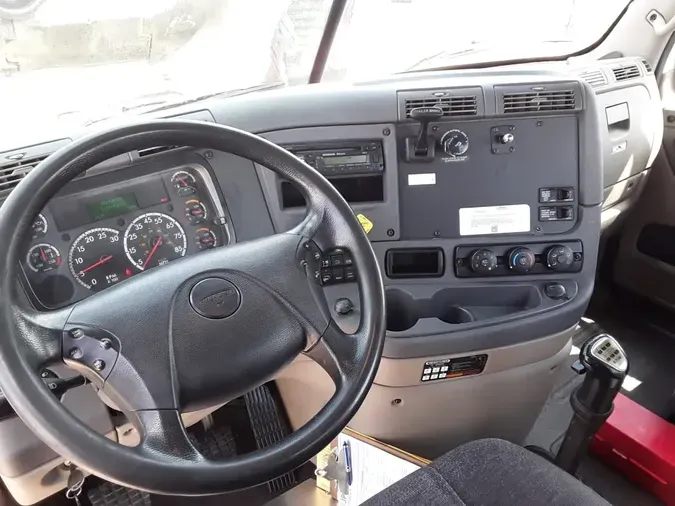 2016 FREIGHTLINER CASCADIA 125