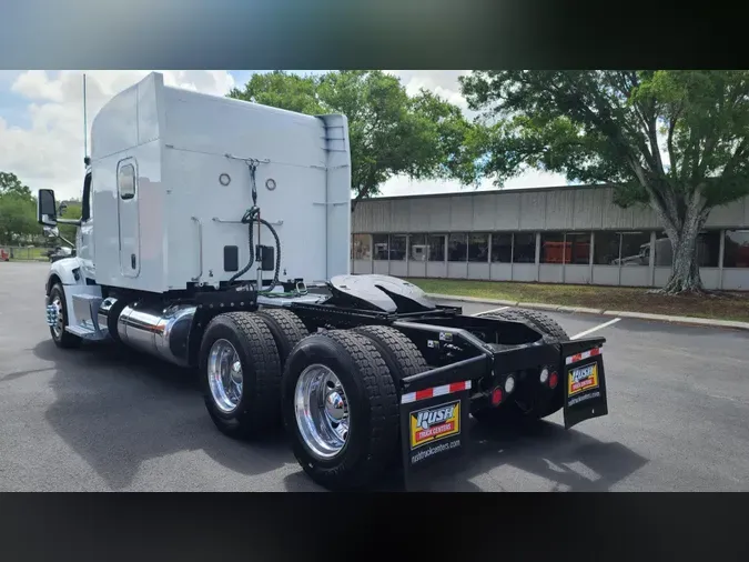 2022 Peterbilt 579
