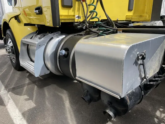 2021 Peterbilt 579