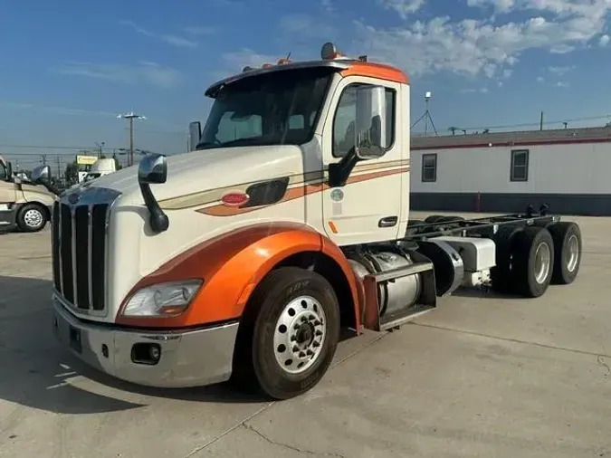 2018 Peterbilt 5790d998bf3b82f0920f28f17c043cb7e19