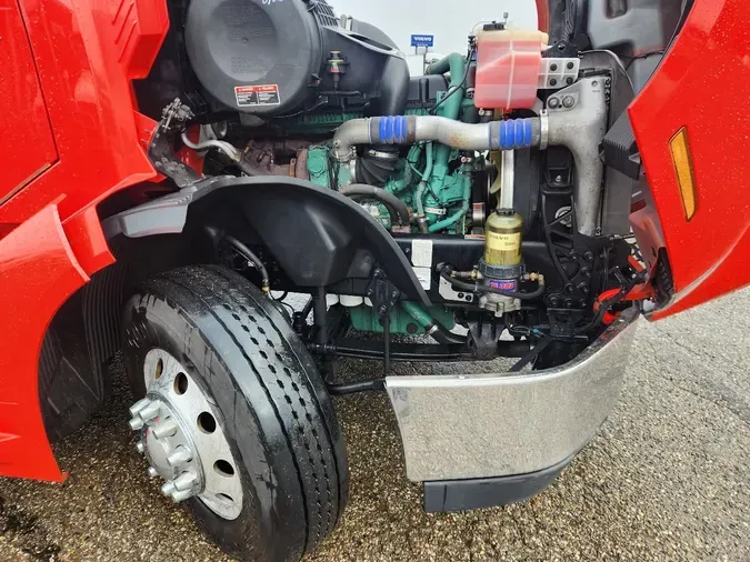 2020 VOLVO VNL62T0d9bc50e5221f86ae545ea48a38d9d60