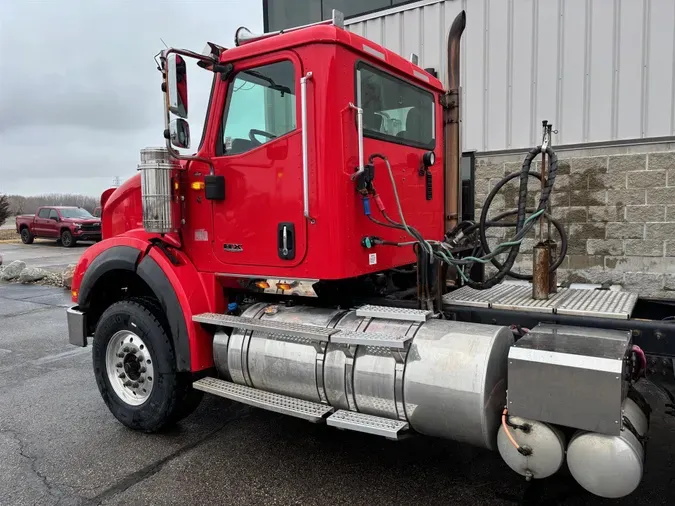 2021 International HX6200d9ee03fcd90a14d211afbac0d1311b7