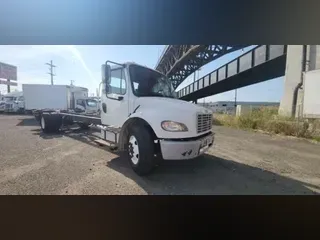 2016 FREIGHTLINER/MERCEDES M2 106